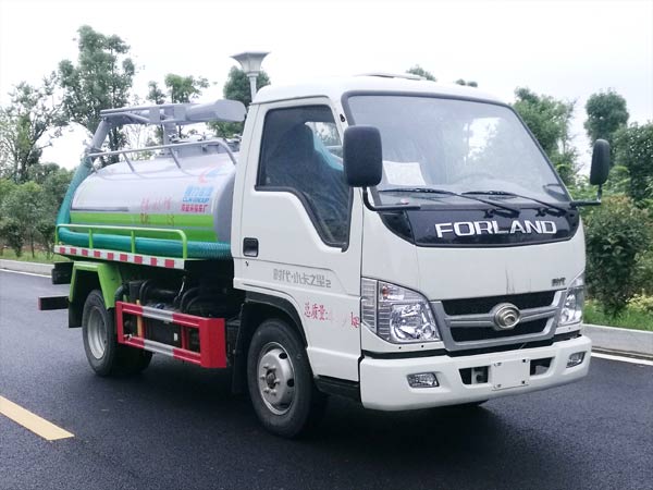 CLW5041GXEB6 程力威牌吸粪车图片