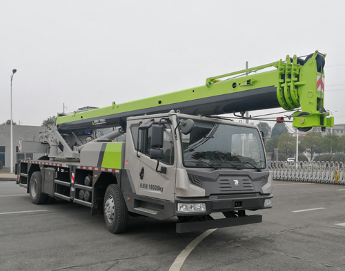 中联牌ZLJ5182JQZ12V汽车起重机
