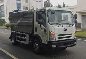 自装卸式垃圾车