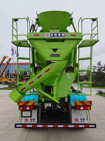 駿通牌JF5319GJB306SXA2混凝土攪拌運(yùn)輸車公告圖片