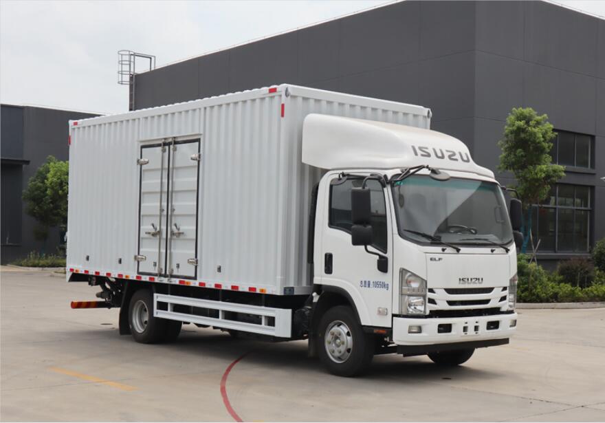 程力威牌CLW5110XZBQ6装备车