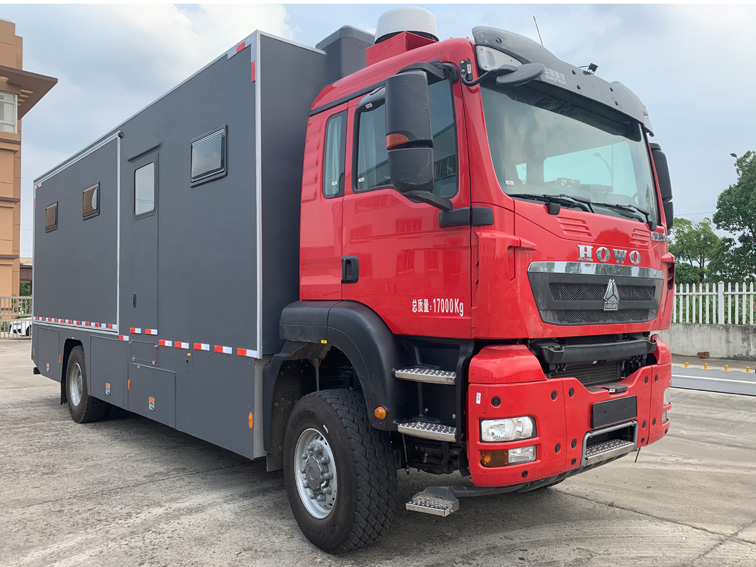 ZXT5170TSYE6 振翔股份牌宿营车图片