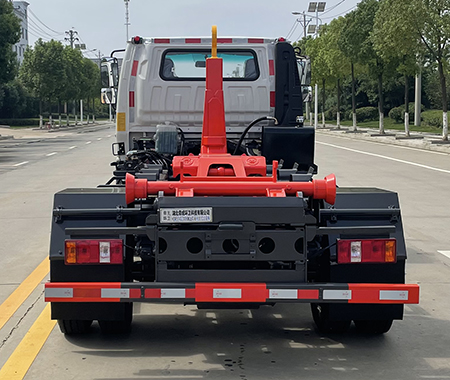 帝王環(huán)衛(wèi)牌HDW5040ZXXKMC6車廂可卸式垃圾車公告圖片
