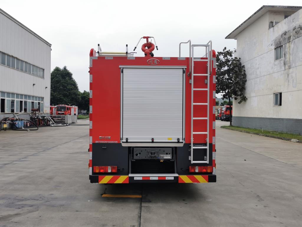 川消牌SXF5192GXFSG80/SD水罐消防车公告图片