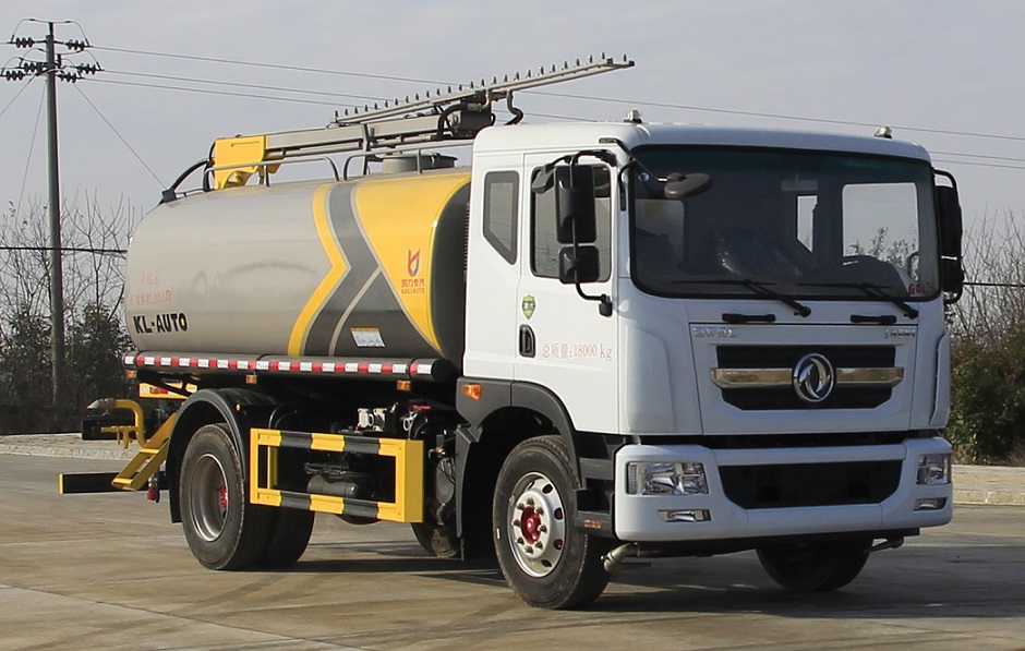 KLF5180TXQE6型墙面清洗车图片