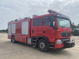 化学救援消防车