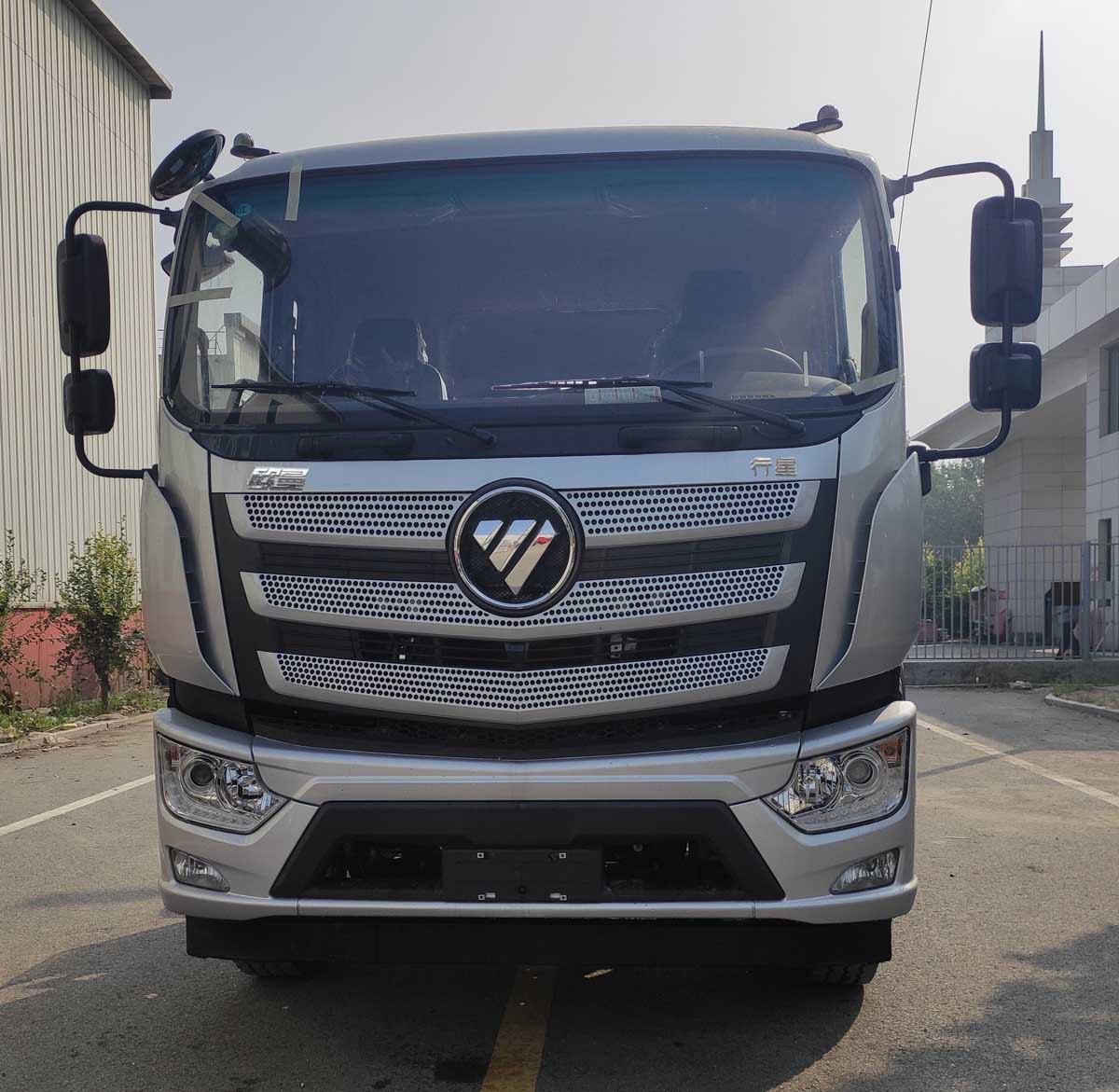 欧曼牌BJ5251ZSLY6HPS-01散装饲料运输车公告图片