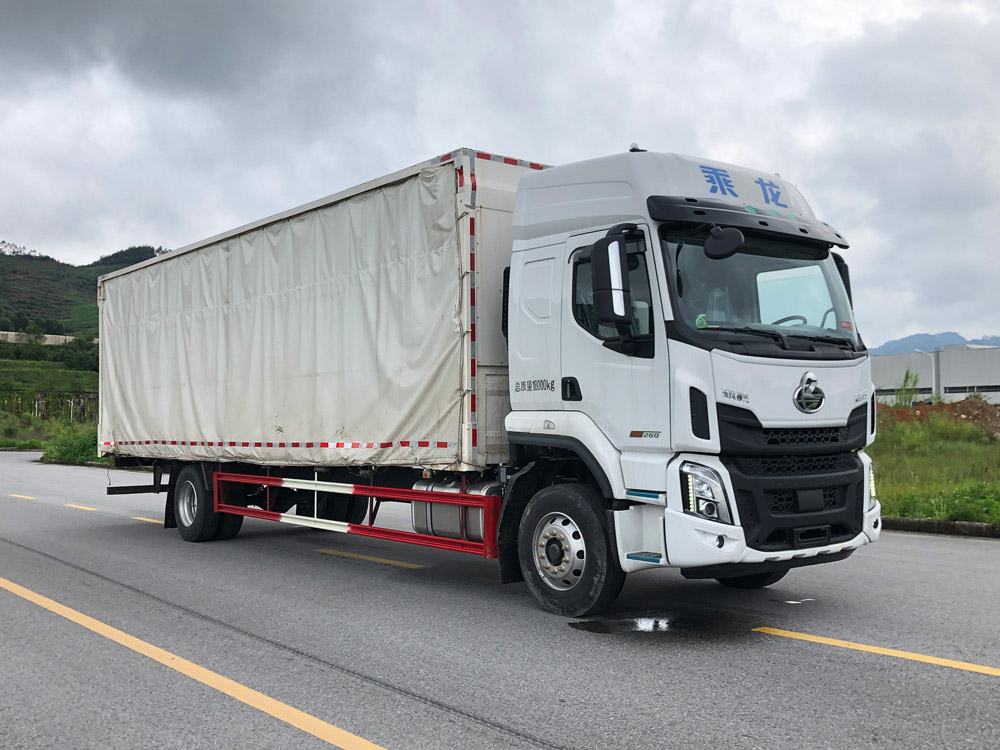 乘龍牌LZ5181XXYH5AC8廂式運(yùn)輸車公告圖片