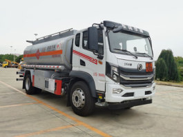 加油车