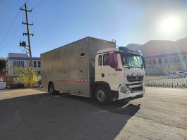 净水车