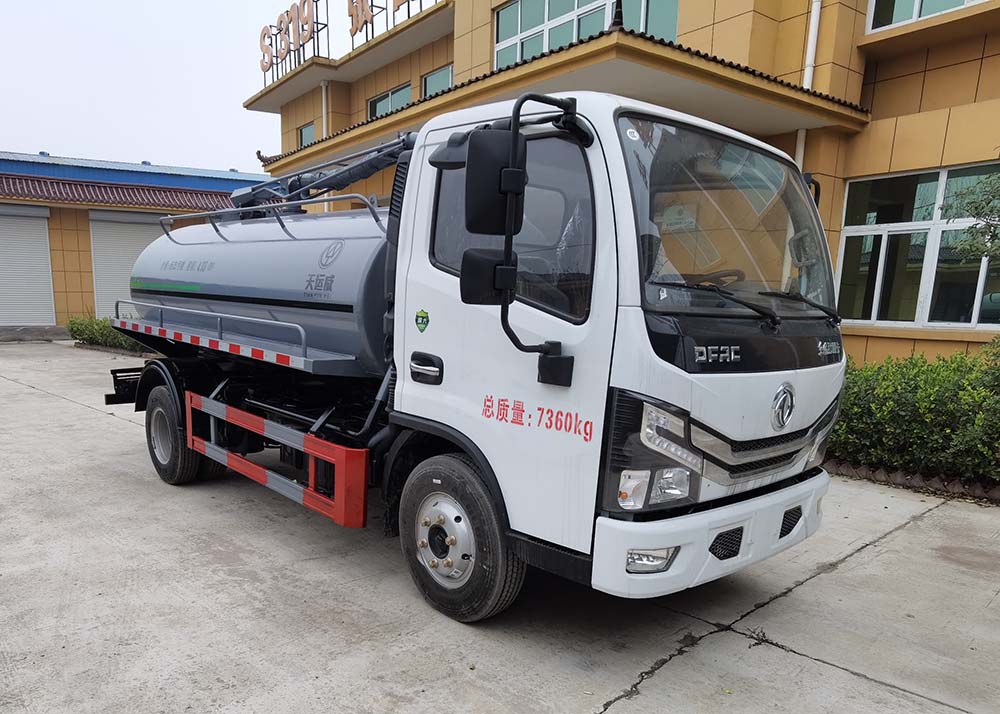 天运威牌TYW5075GXEE6吸粪车