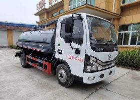 吸粪车