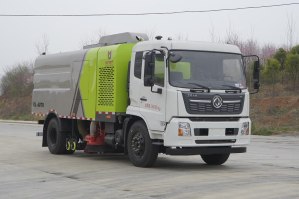 吸尘车