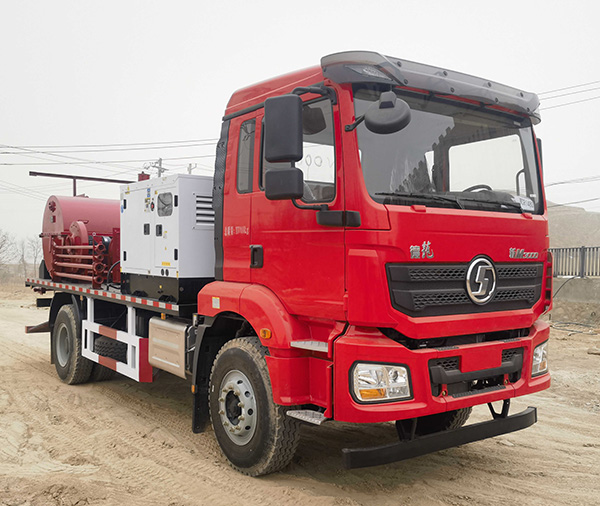 兰山牌GTE5170TXL45洗井清蜡车