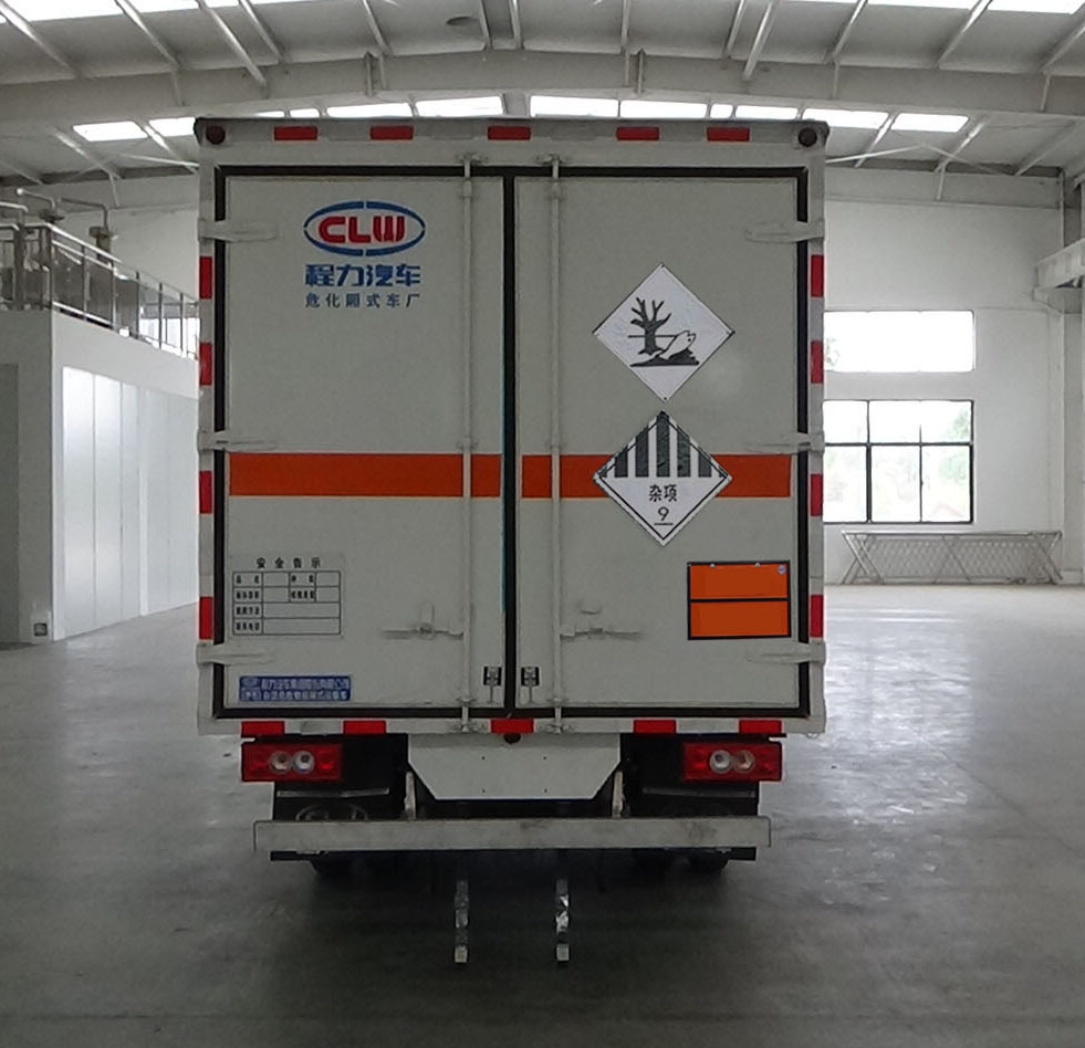 程力牌CL5044XZW6BXW杂项危险物品厢式运输车公告图片