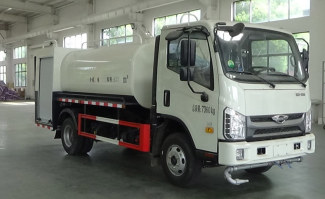 洒水车