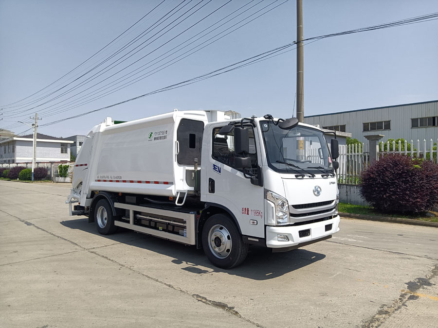 三聯(lián)牌YSY5120ZYSBEV純電動壓縮式垃圾車公告圖片