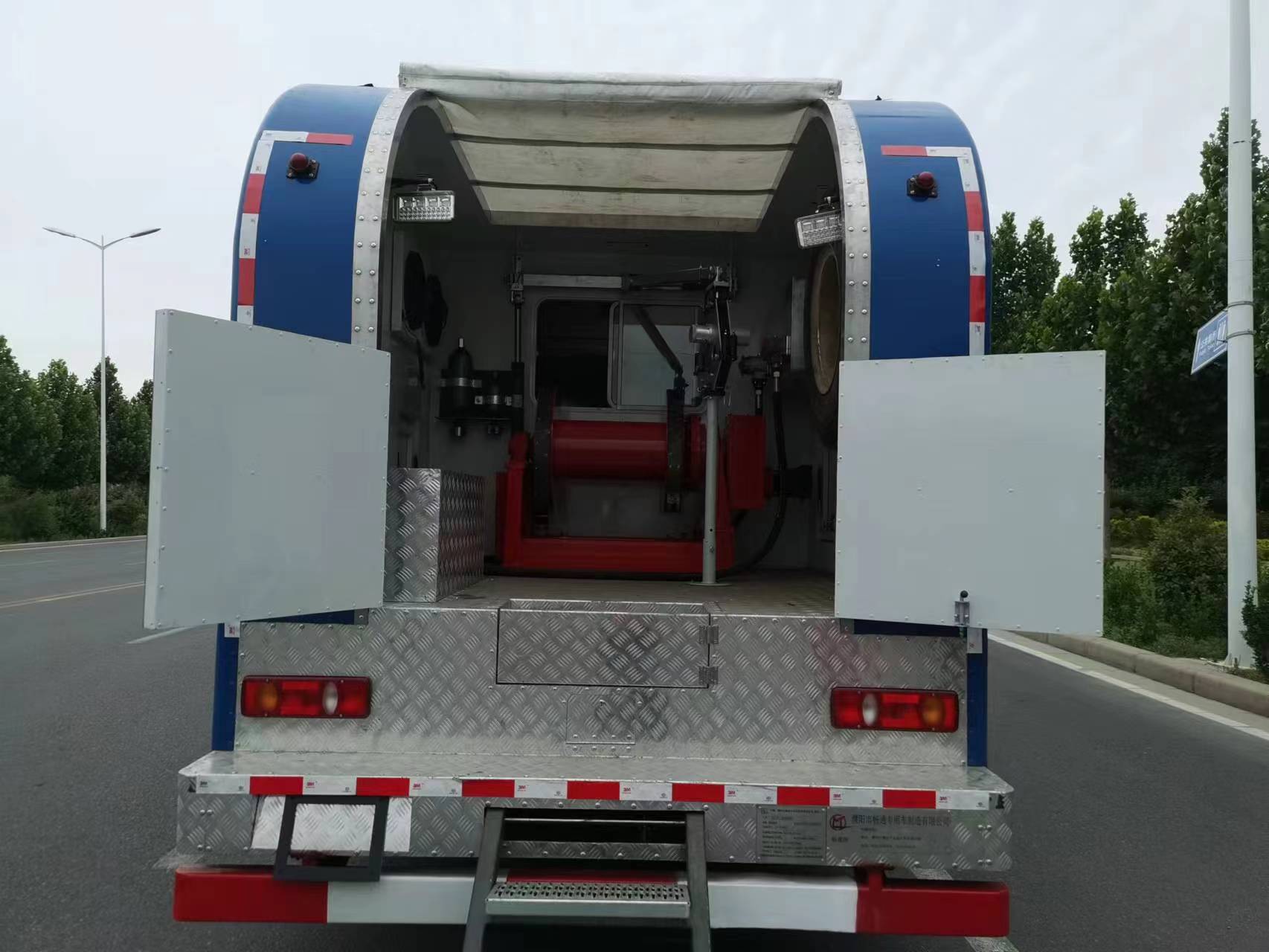 畅通路牌NXZ5120TSJ试井车公告图片