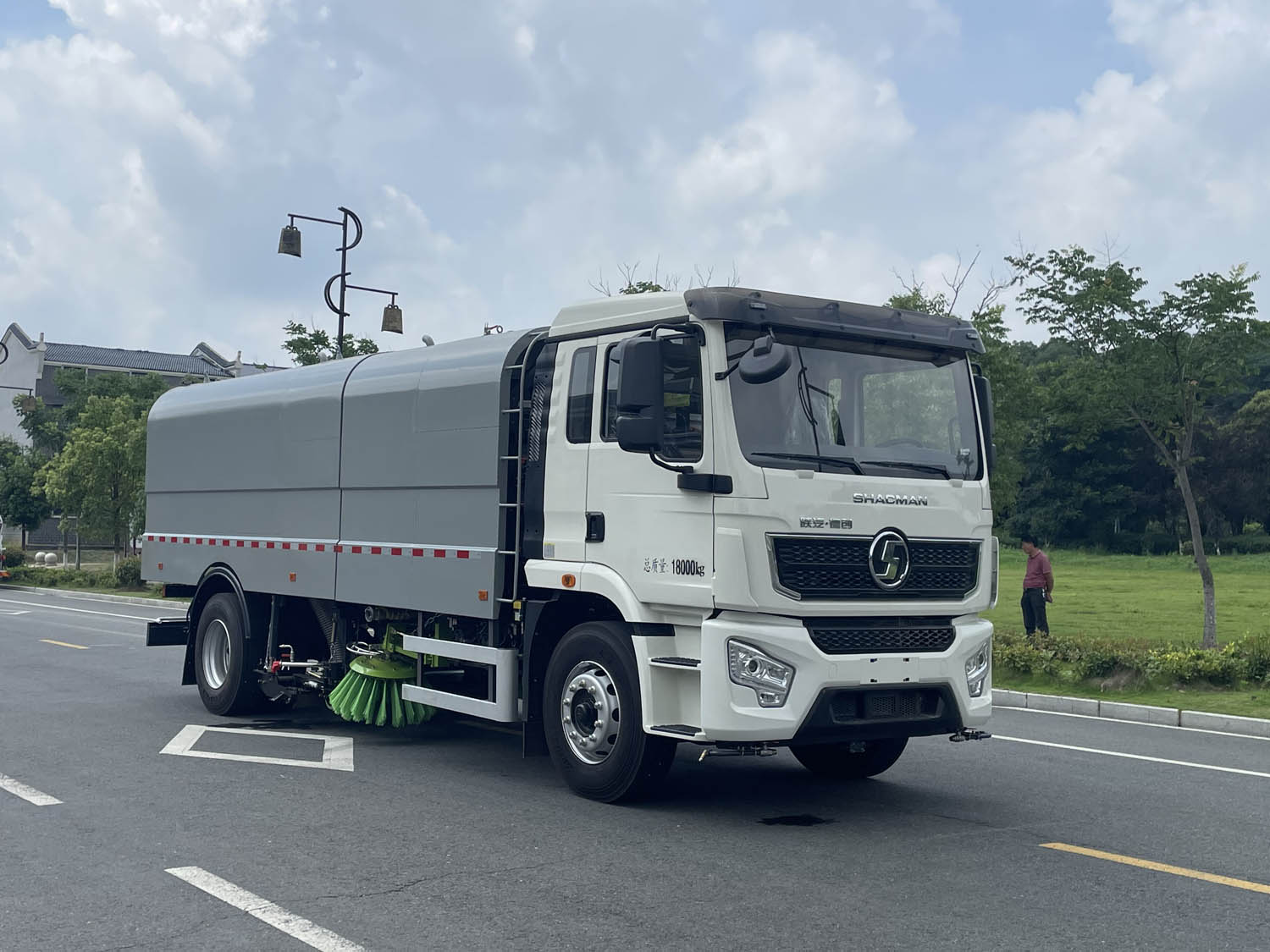 德尊牌SZZ5187TXSBEV1純電動洗掃車公告圖片