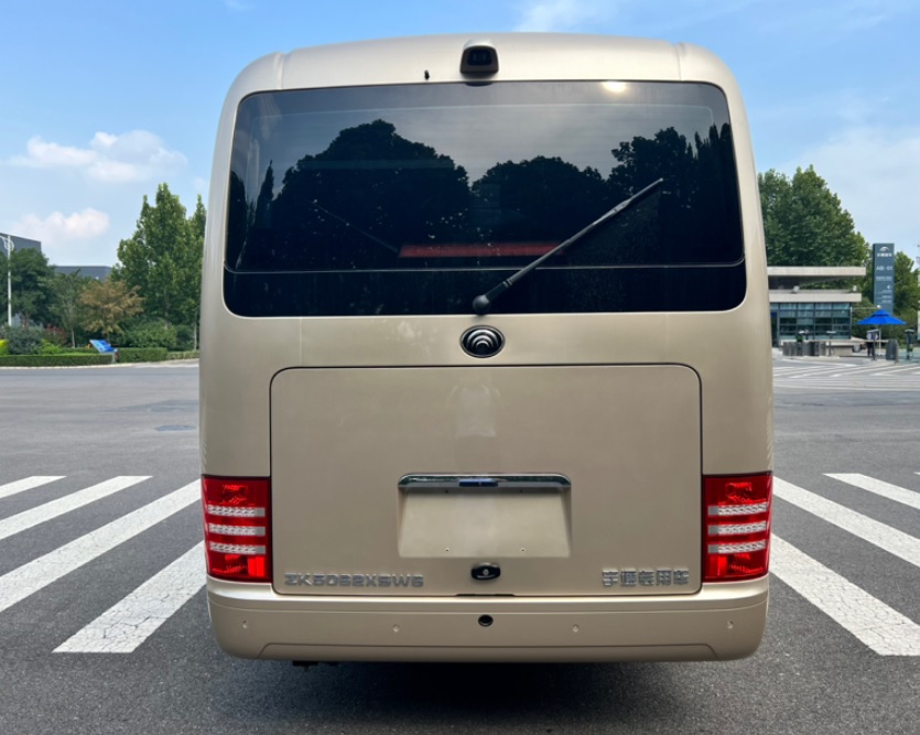 宇通牌ZK5062XSW6商务车公告图片