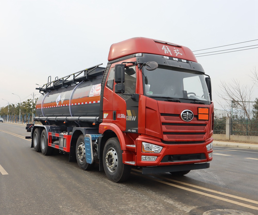 HLW5320GZWCA6型杂项危险物品罐式运输车图片