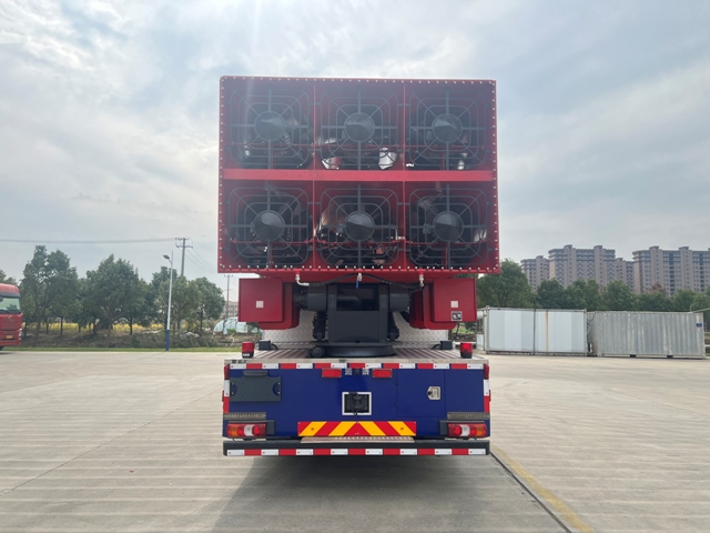 润泰牌RT5280TXFPY221/B6排烟消防车公告图片