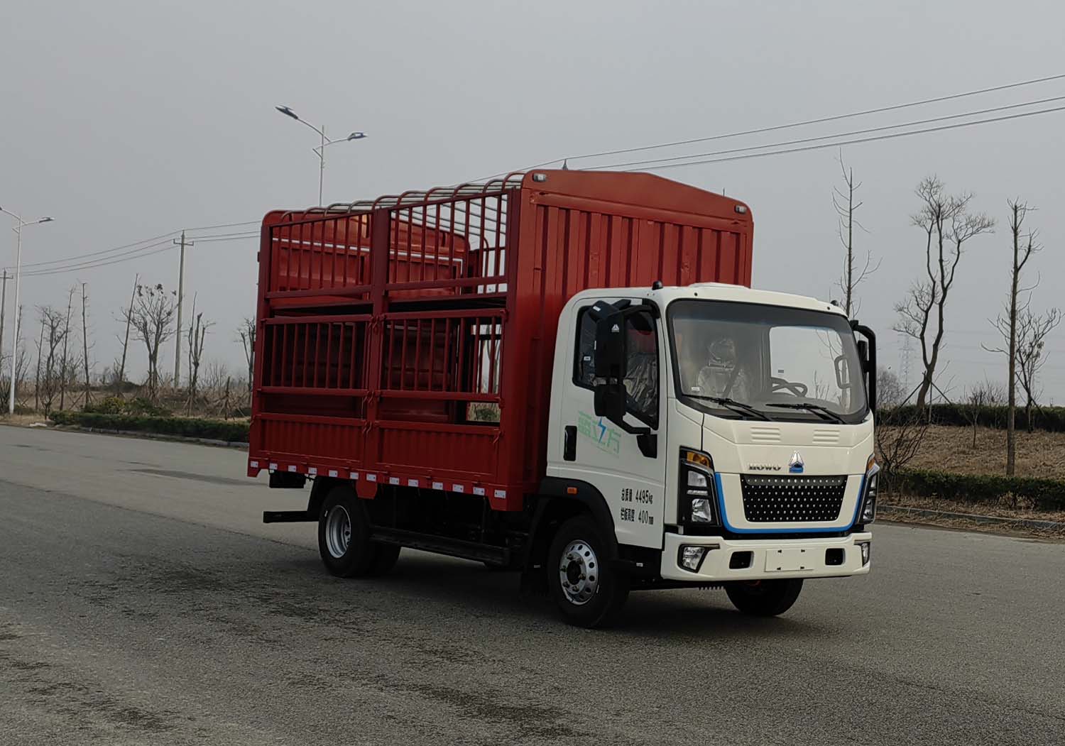 豪沃牌ZZ5047CCYH3414Z147BEVA0纯电动仓栅式运输车图片