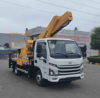 高空作业车