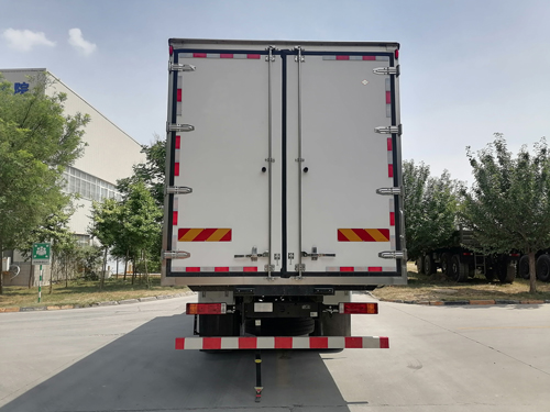 陕汽牌SX5189XLCLB571THQ2冷藏车公告图片
