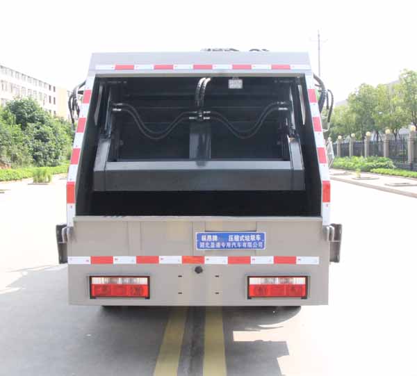 纵昂牌CLT5043ZYSEQ6压缩式垃圾车公告图片