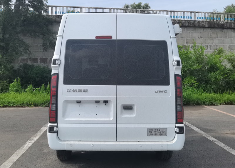 沃巴特牌SVT5040TSY1宿营车公告图片