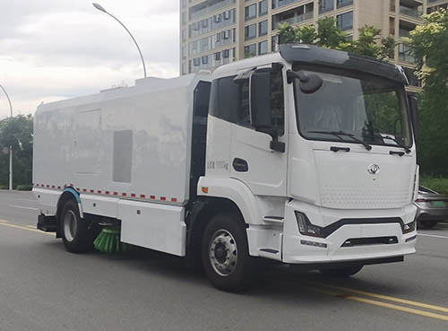 XSZ5180TXCBEV纯电动吸尘车