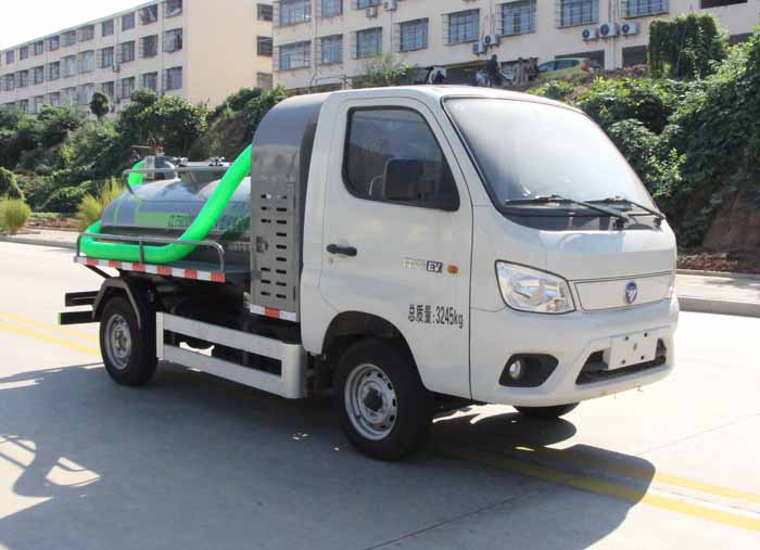 纵昂牌CLT5030GXEBJBEV纯电动吸粪车