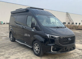 旅居车