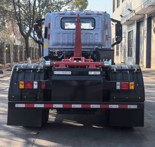 福田牌BJ5123ZXXEV-H1纯电动车厢可卸式垃圾车公告图片