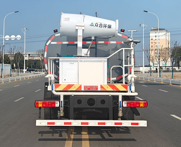 布隆牌LLL5183GPSBJ6绿化喷洒车公告图片