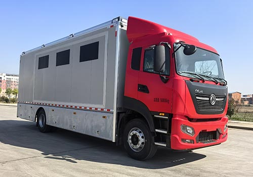 虹宇牌HYS5180TSYE6宿营车