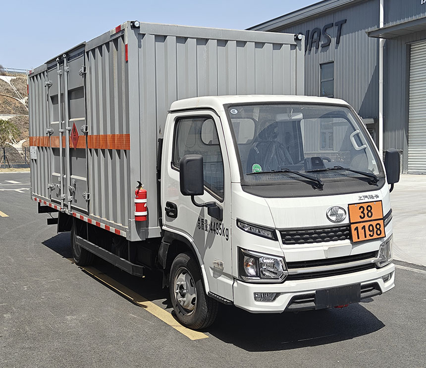 日途牌HTY5043XRYSH6易燃液体厢式运输车