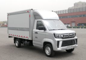 翼开启厢式货车
