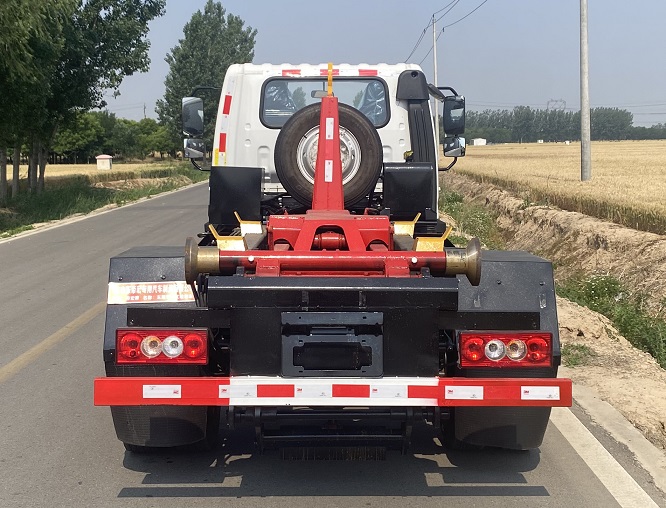 帝宏牌YTH5046ZXXBJ6車(chē)廂可卸式垃圾車(chē)公告圖片