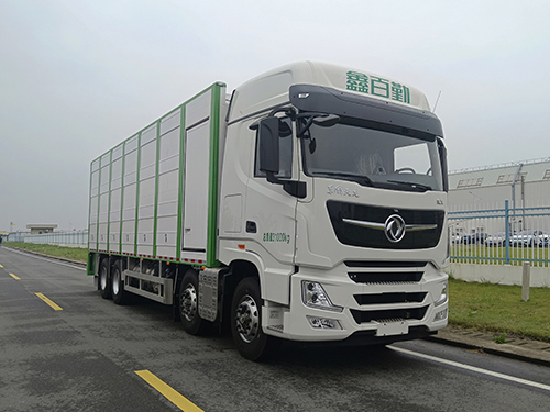 百勤牌XBQ5313CCQZ66DL畜禽运输车