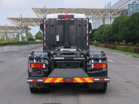 中联牌ZBH5310ZXXSXBEV纯电动车厢可卸式垃圾车公告图片