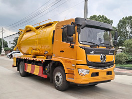 清洗吸污车
