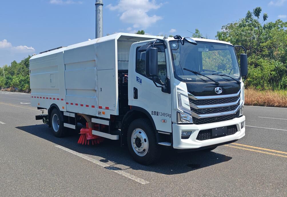 衡霸牌YYD5120TXSSBEV纯电动洗扫车