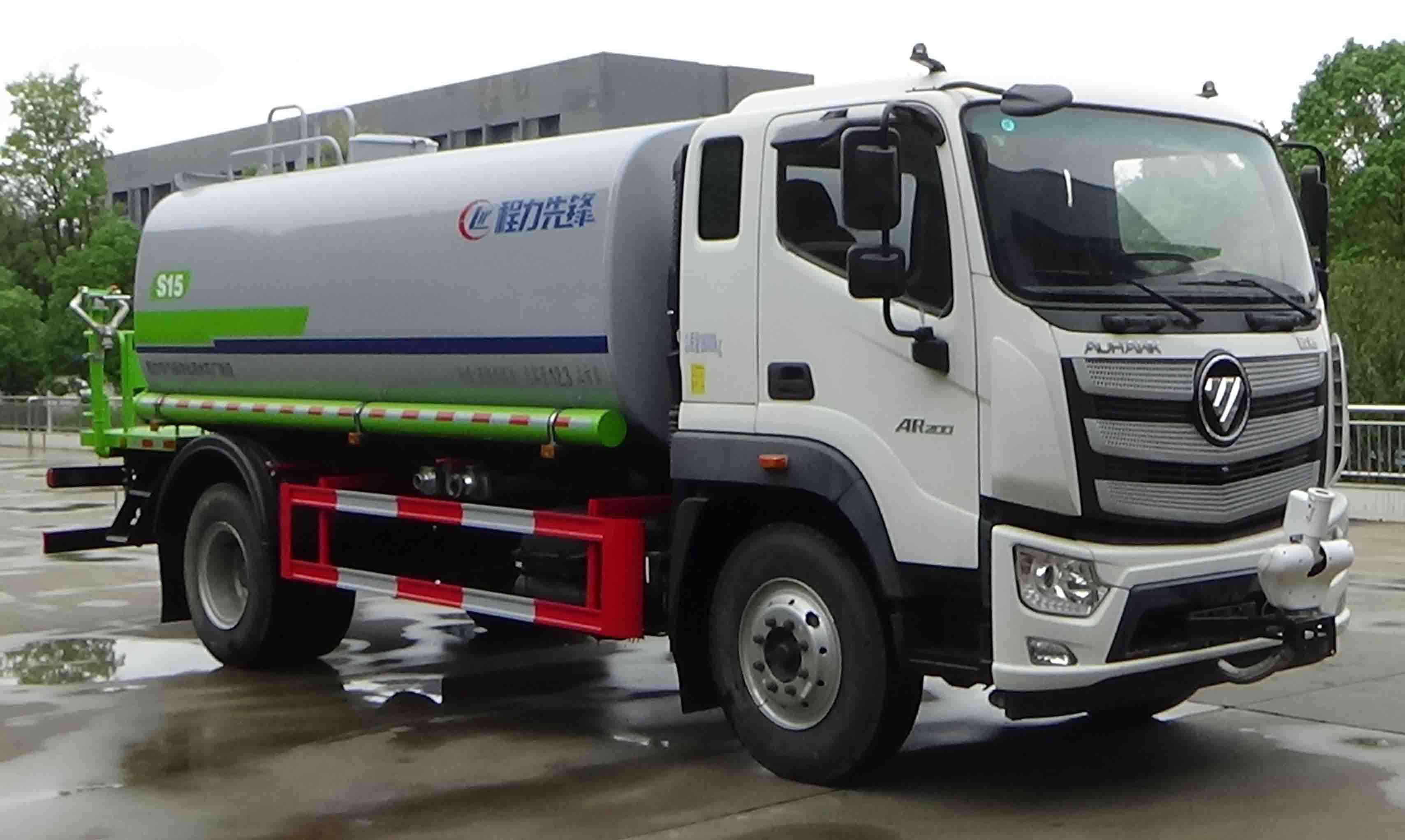 程力威牌CLW5187GPSBBS绿化喷洒车