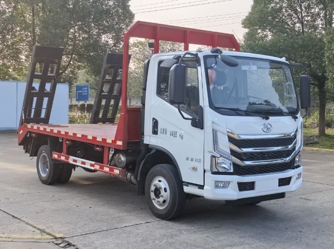 SH5043TPBVEDCMZ8 跃进牌平板式货车图片