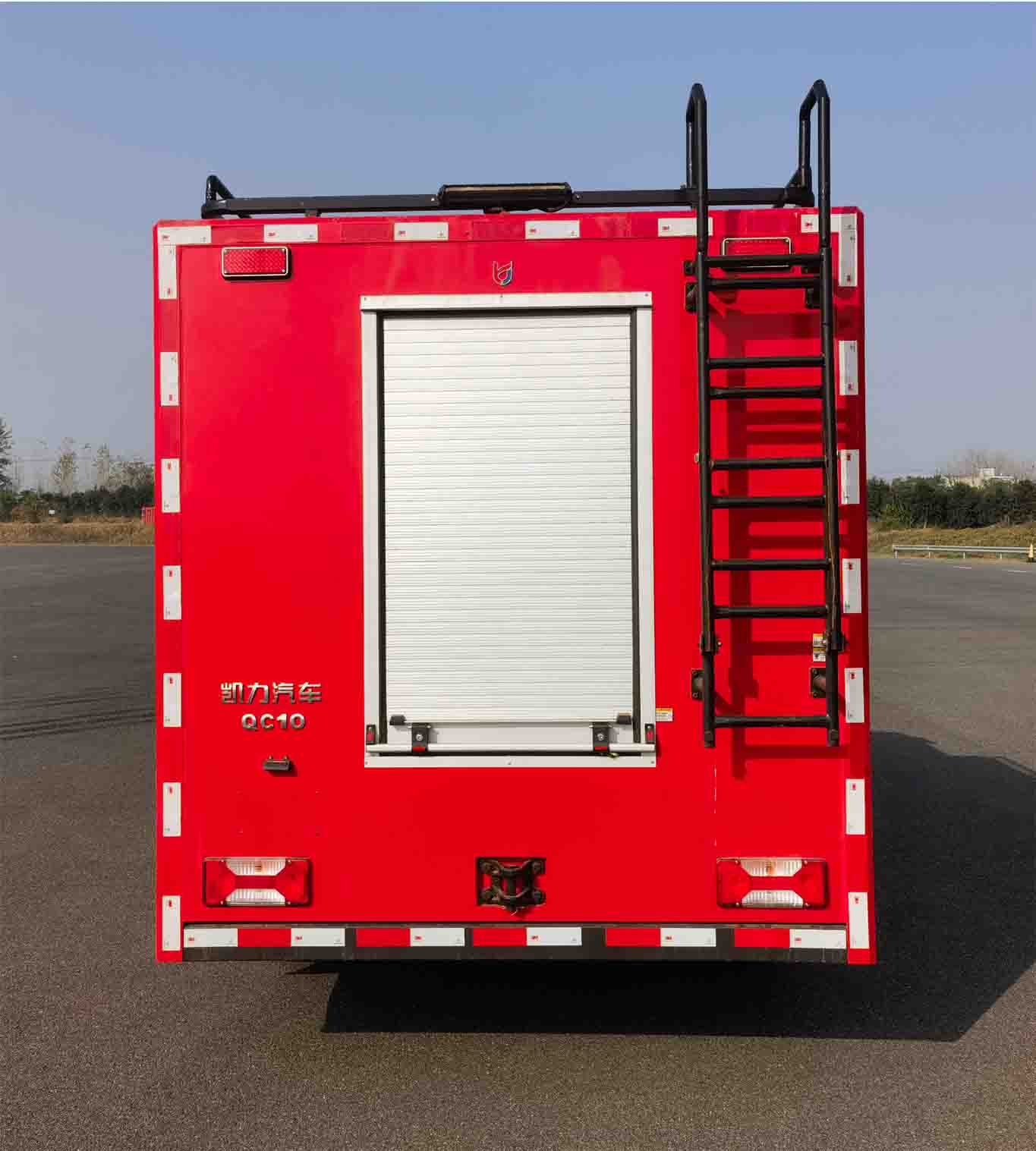 凯力风牌KLF5040TXFQC10/N6器材消防车公告图片