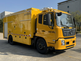 大流量排水抢险车
