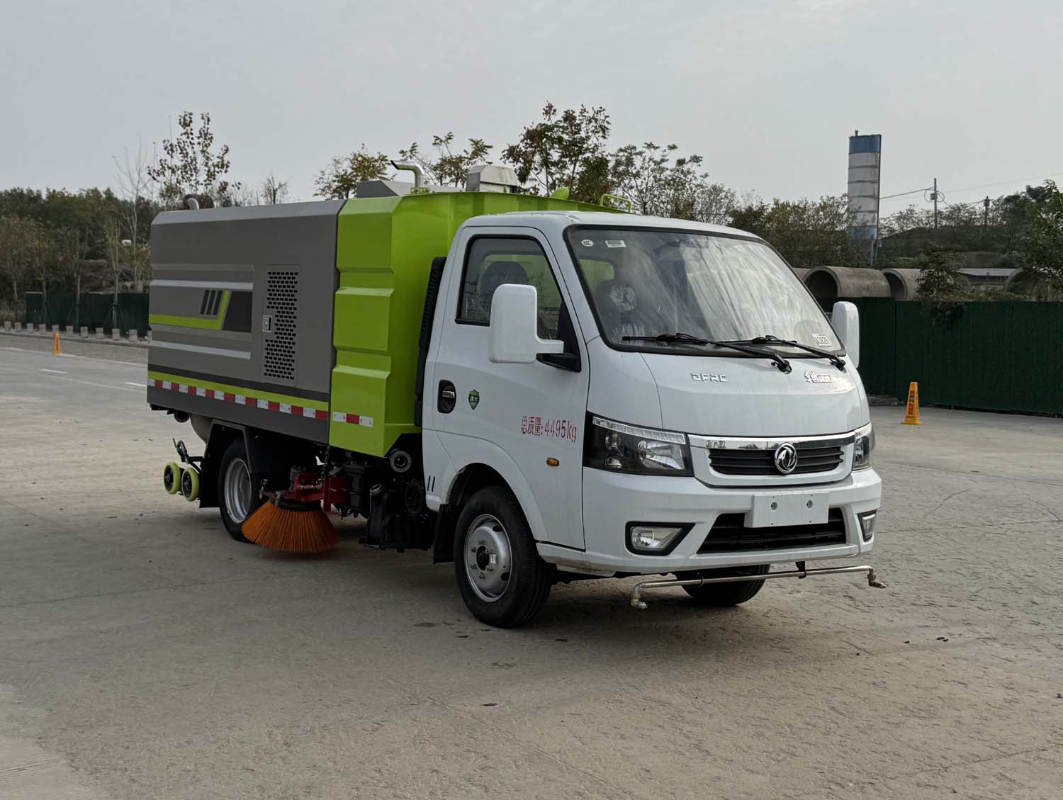 华东牌CSZ5040TXSE6洗扫车