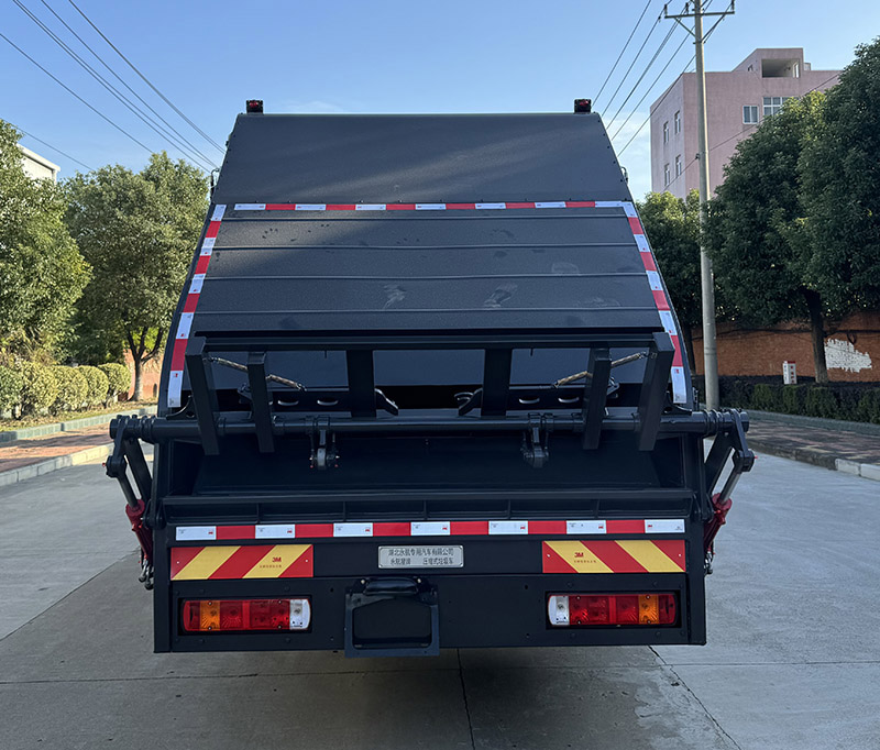 永航星牌YHA5181ZYSBJ壓縮式垃圾車(chē)公告圖片